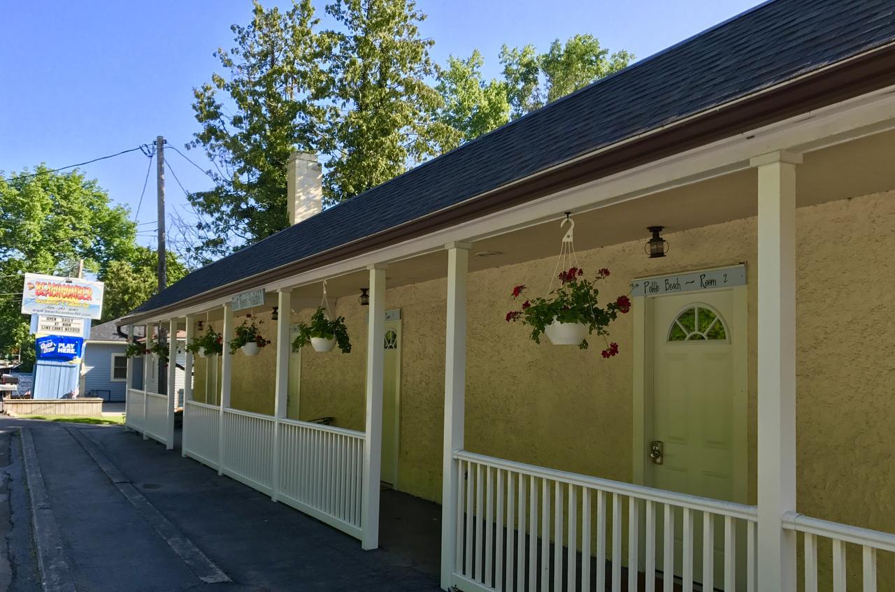 Beachcomber Inn Conesus Exteriör bild